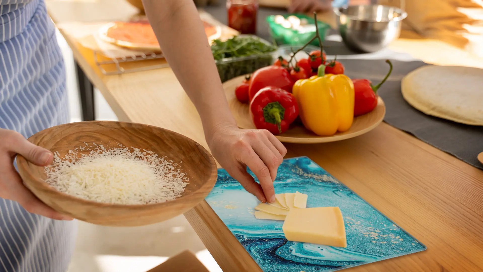 Planche à Découper & Plateau en Verre 30x20cm avec Motif BLEU ET OR – Image 12