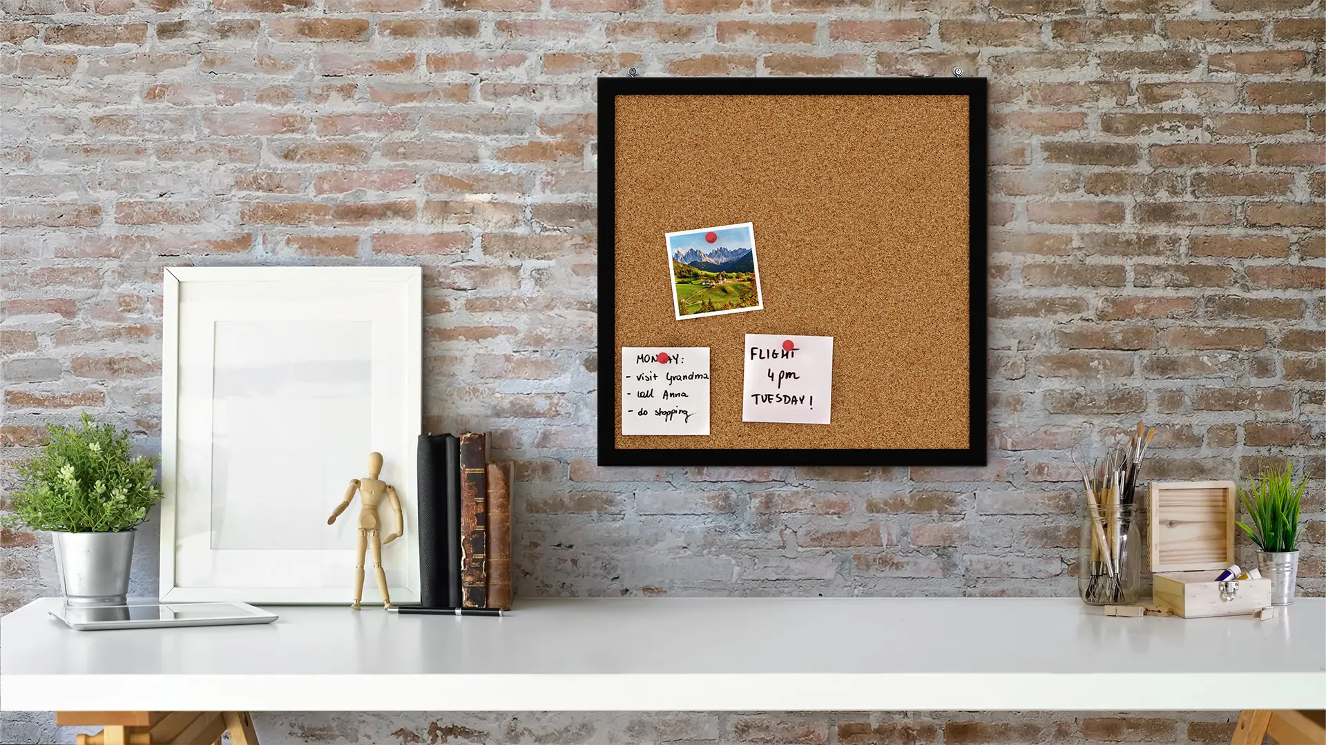 Tableau en liège 40x40 cm cadre en bois laqué NOIR + ACCESSOIRES – Image 4