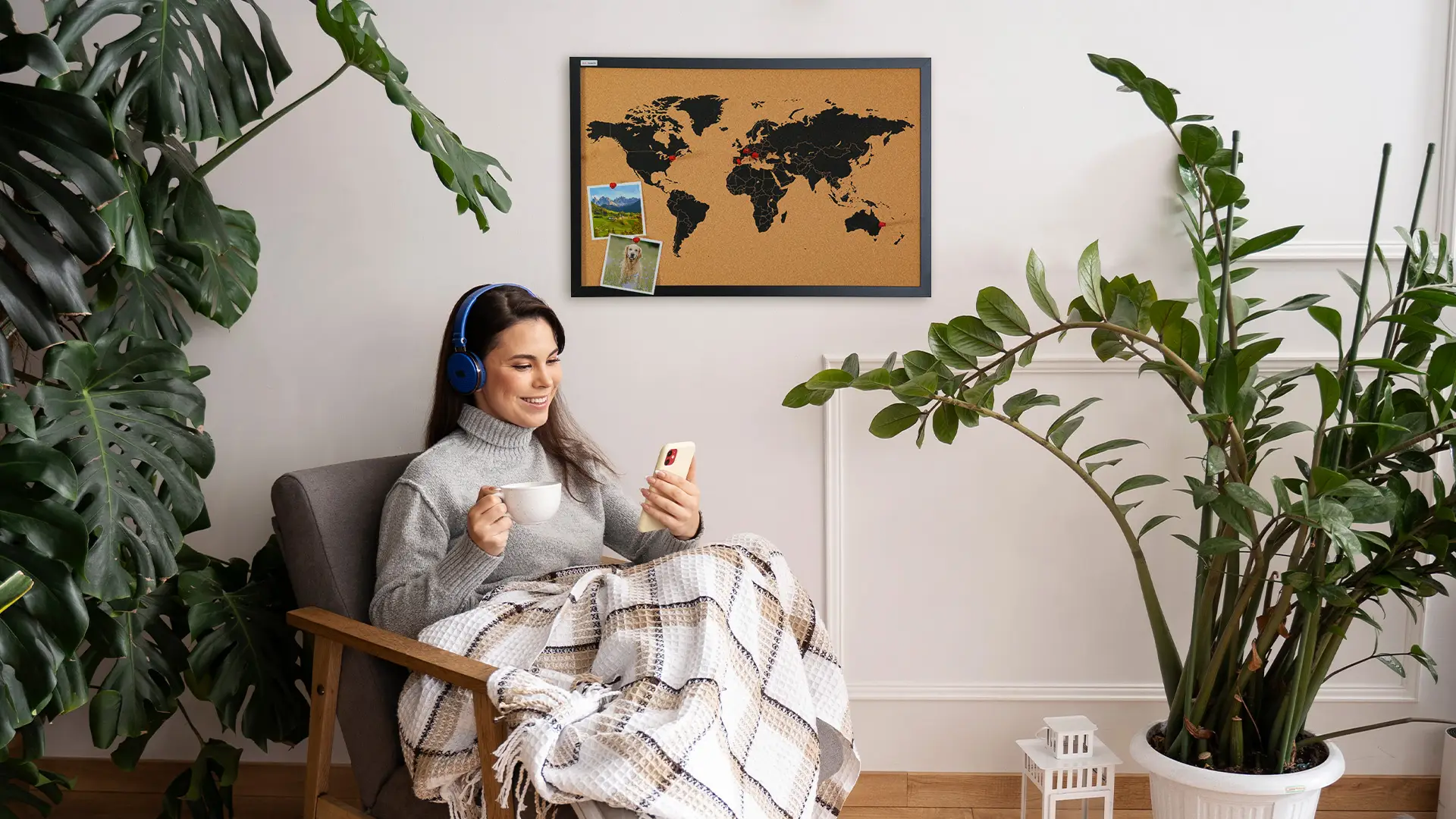 CARTE DU MONDE tableau en liège cadre en bois laqué NOIR 60x40 cm + Accessoires – Image 4