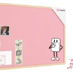Tableau en feutre 90x60 cm, rose, avec cadre en bois laqué