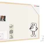 Tableau en feutre 90x60 cm, blanc, avec cadre en bois laqué